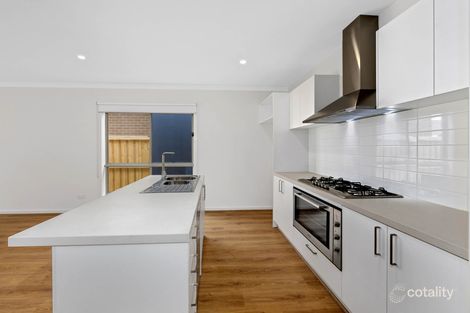 89 Bingham Cct, Thornhill Park, VIC 3335