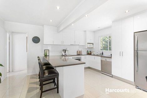 31 Dohles Rocks Rd, Kallangur, QLD 4503