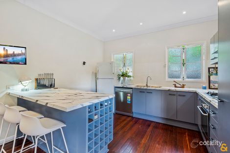 Property photo of 80 Petersen Street Wynnum QLD 4178