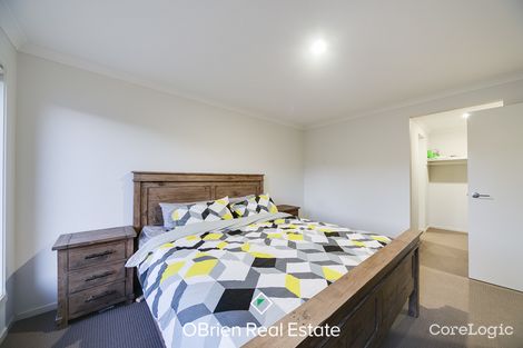 Property photo of 12 Annabella Street Cranbourne East VIC 3977