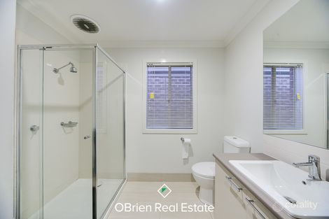 Property photo of 12 Annabella Street Cranbourne East VIC 3977