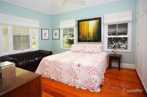 Property photo of 112 Walnut Street Wynnum QLD 4178