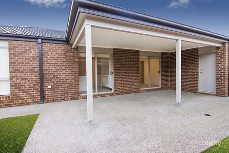 Property photo of 11 Lunar Street Mount Duneed VIC 3217