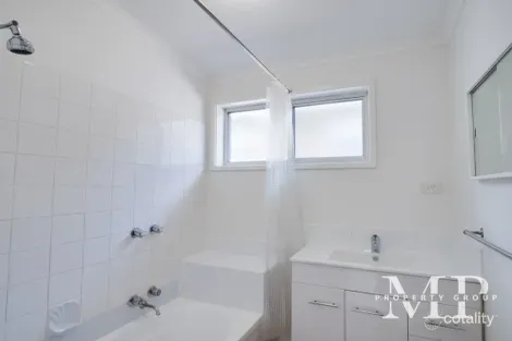 Property photo of 185 Eighth Avenue Rosebud VIC 3939