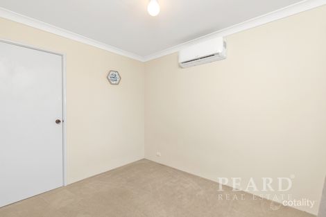 Property photo of 3 Silvertop Avenue Halls Head WA 6210