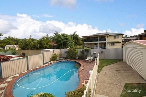 Property photo of 52 Greenmeadow Road Mansfield QLD 4122