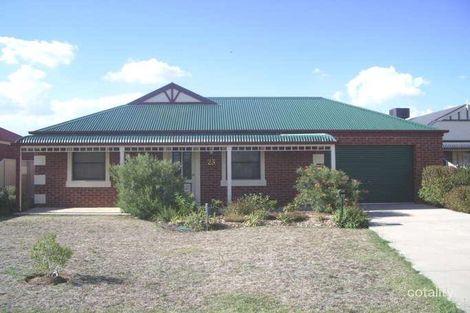 Property photo of 23 Steneker Crescent Yarrawonga VIC 3730