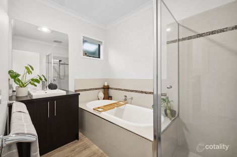 Property photo of 22 Bennett Street Canadian VIC 3350