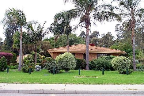 3 Holden Rd, Roleystone, WA 6111