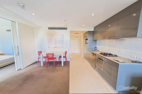 Property photo of 405/4 Wahroonga Place Surfers Paradise QLD 4217