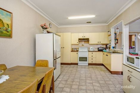 Property photo of 2 Tomaga Parade Mount Hutton NSW 2290