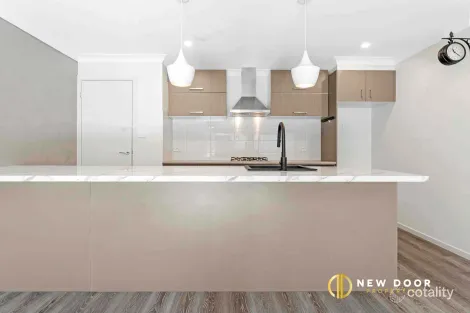 Property photo of 1/1 Ronald Walker Street Casey ACT 2913