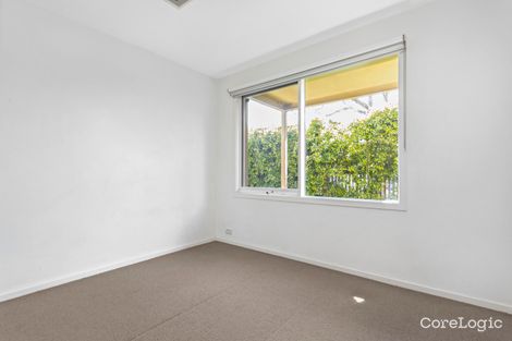 Property photo of 2/53-55 Finlay Street Albert Park VIC 3206