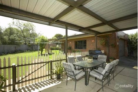 Property photo of 42 Glasgow Avenue Reservoir VIC 3073