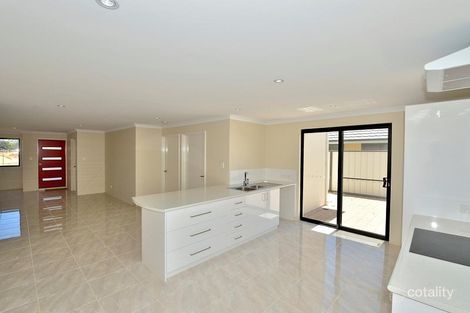 Property photo of 19 Bushlark Turn Erskine WA 6210