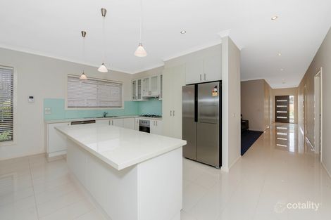 Property photo of 52 Grange Drive South Morang VIC 3752