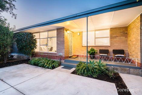 Property photo of 32 Gentilli Way Como WA 6152