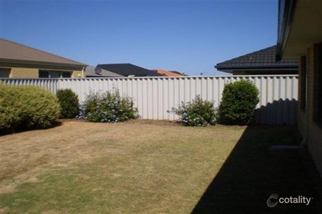 Property photo of 22 Toledo Circuit Port Kennedy WA 6172