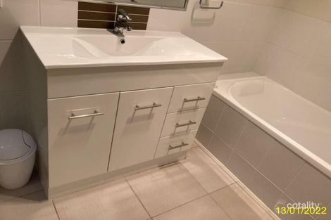 Property photo of 2/45 Southern Cross Close Telina QLD 4680