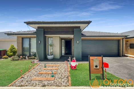 Property photo of 16 Caxton Close Clyde VIC 3978