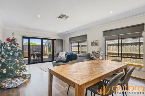 Property photo of 16 Caxton Close Clyde VIC 3978