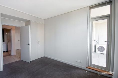 Property photo of 411/1 The Piazza Wentworth Point NSW 2127
