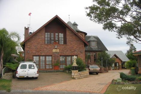 8 Kylie Cl, Lake Haven, NSW 2263