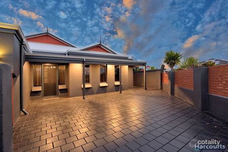 Property photo of 6 Alba Pass Halls Head WA 6210