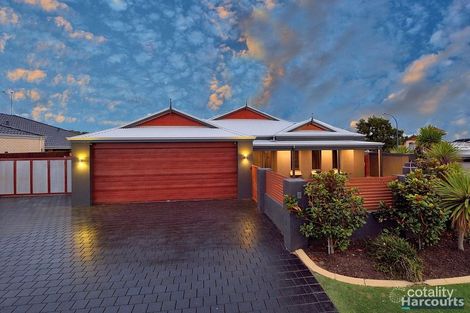 Property photo of 6 Alba Pass Halls Head WA 6210