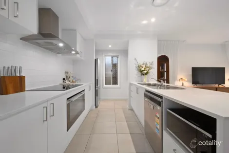 Property photo of 9 Stewart Street Walloon QLD 4306
