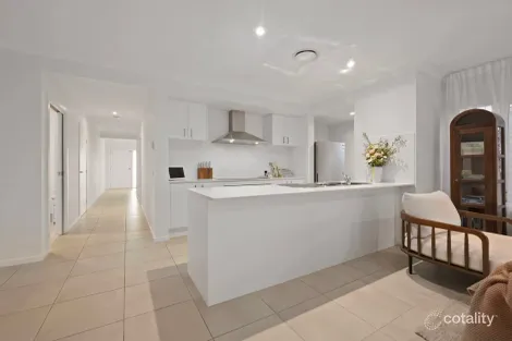 Property photo of 9 Stewart Street Walloon QLD 4306