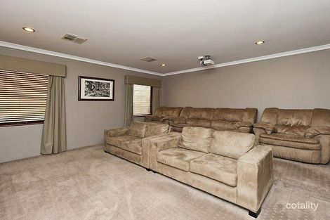 Property photo of 5 Strasbourg Vista Hocking WA 6065