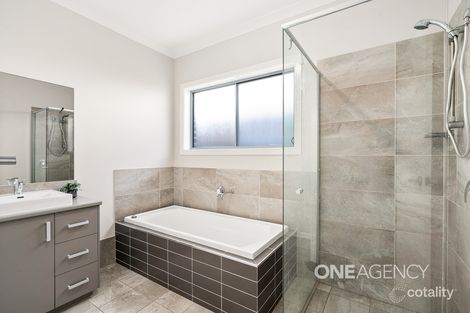 Property photo of 22 Belay Drive Vincentia NSW 2540