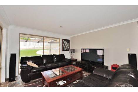 Property photo of 28 Casuarina Drive Halls Head WA 6210