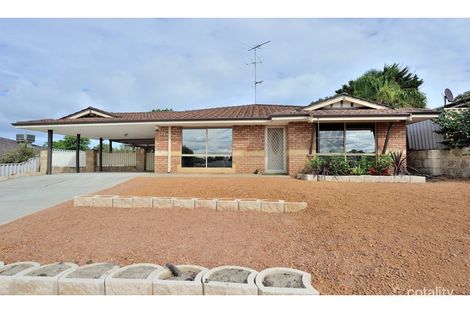Property photo of 28 Casuarina Drive Halls Head WA 6210