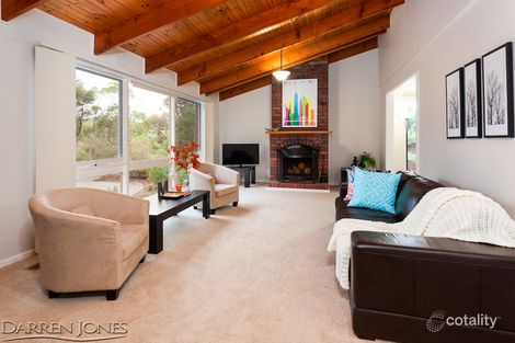 Property photo of 7 Lear Court Greensborough VIC 3088