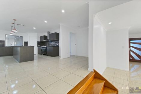 Property photo of 40 Lloyd Bird Crescent Springfield Lakes QLD 4300