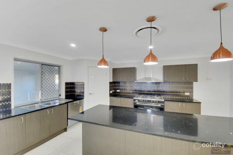 Property photo of 40 Lloyd Bird Crescent Springfield Lakes QLD 4300