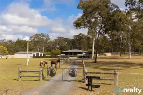 52 Tara Ave, Nanango, QLD 4615
