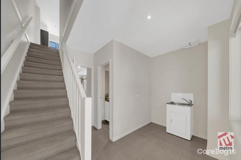 Property photo of 14/11 Troward Harvey Way Craigieburn VIC 3064
