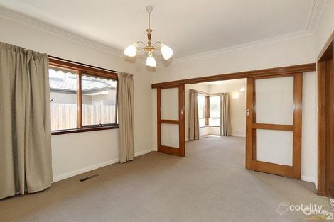 Property photo of 12 Huntley Road Bentleigh VIC 3204