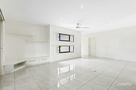 Property photo of 6 Cockle Court Burrum Heads QLD 4659