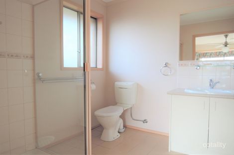 Property photo of 8 Innkeeper Place Hoppers Crossing VIC 3029