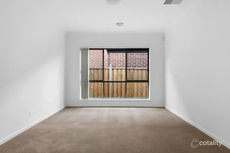 Property photo of 4 Aldinga Avenue Point Cook VIC 3030