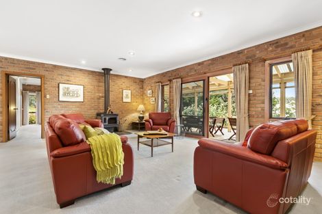 Property photo of 15 Meribil Close Mount Eliza VIC 3930