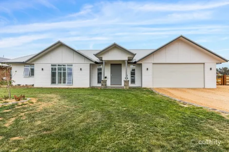 Property photo of 21 Bayley Drive Avenel VIC 3664