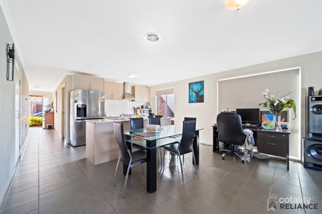 Property photo of 19 Kinglake Drive Manor Lakes VIC 3024