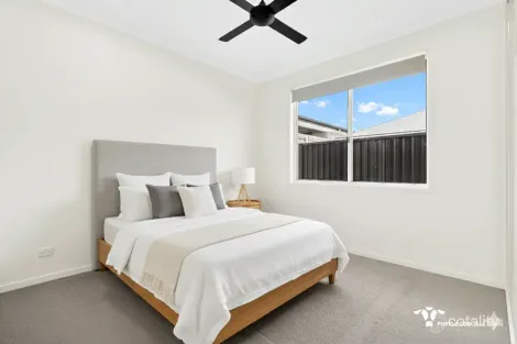 Property photo of 25 Brooklyn Circuit Spring Mountain QLD 4300