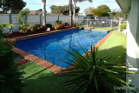 Property photo of 40 Luton Way Bundoora VIC 3083