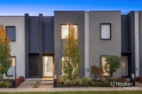 299 Waterhaven Bvd, Point Cook, VIC 3030